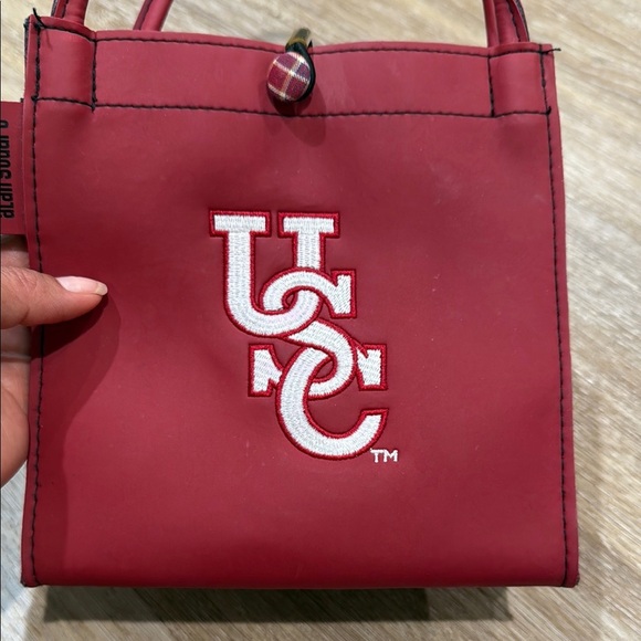 Alan Stuart Red Tote with Structured Design - Picture 3 of 7